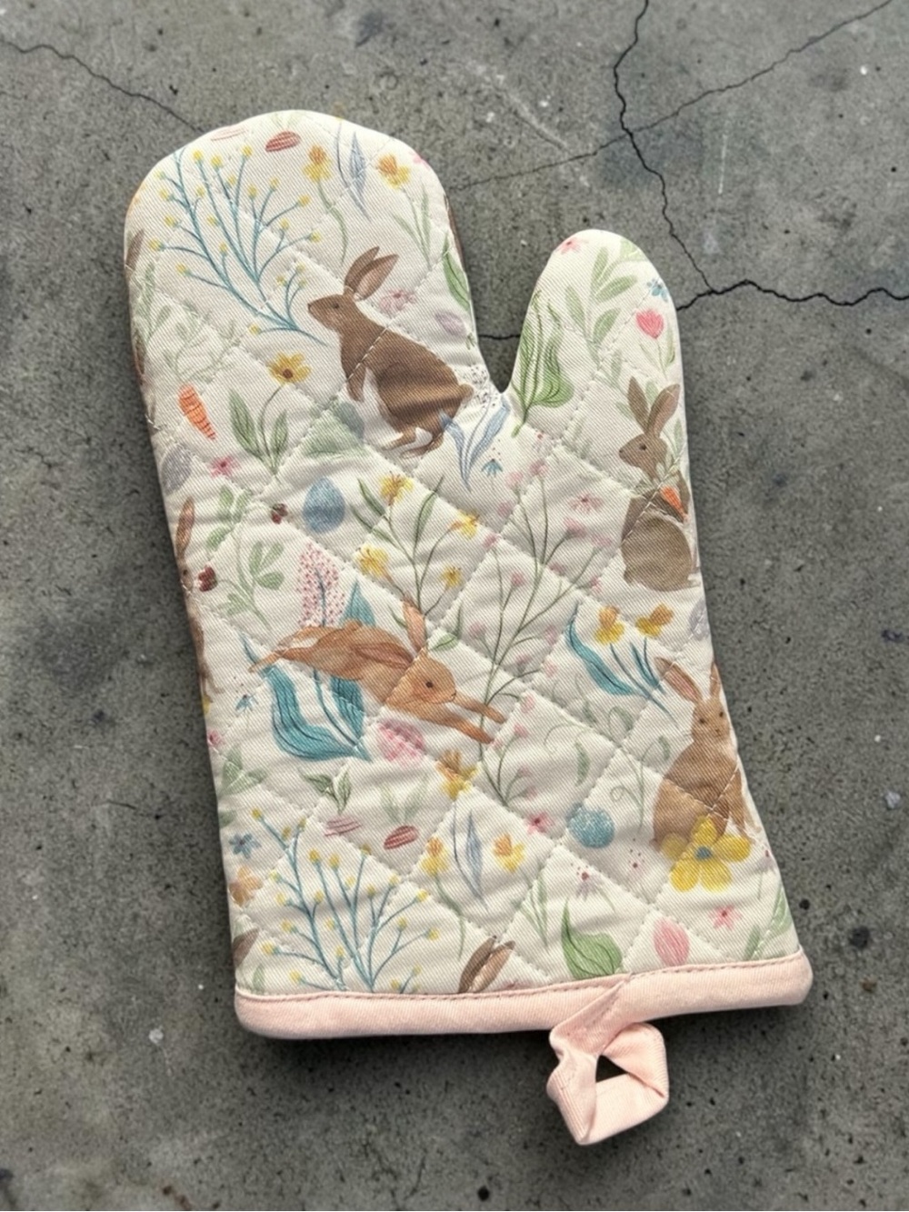 Sur La Table Pink Trim Bunny Print Cotton Oven Mitt